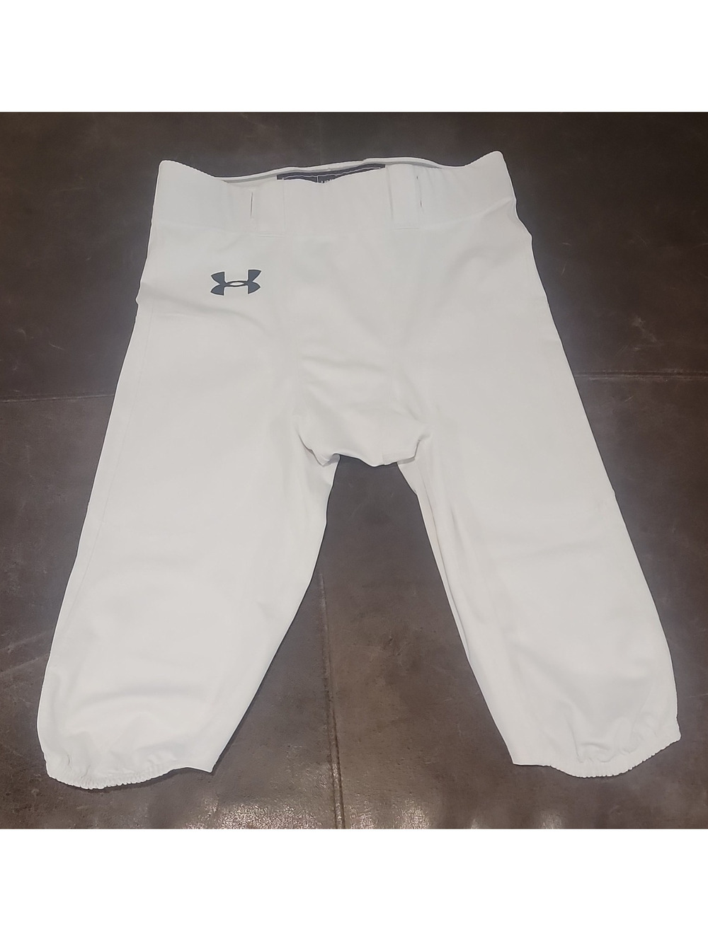 Under Armour Mens SZ M Gameday Armour Football Pants White Practice Game MD 347